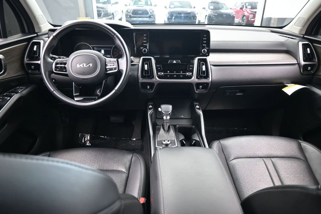 Used 2023 Kia Sorento EX FWD image 39