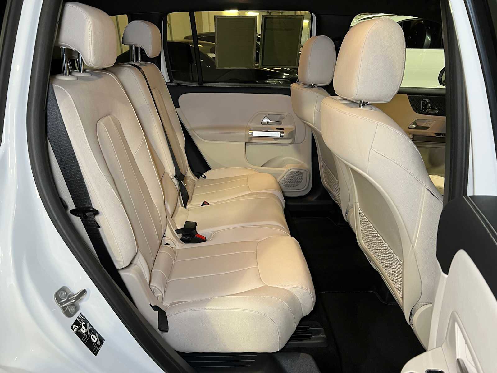 Certified 2025 Mercedes-Benz GLB 250 4MATIC image 14