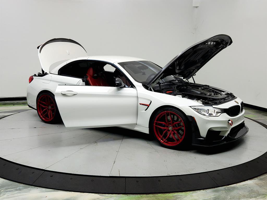 Used 2016 BMW M4 Convertible RWD image 10