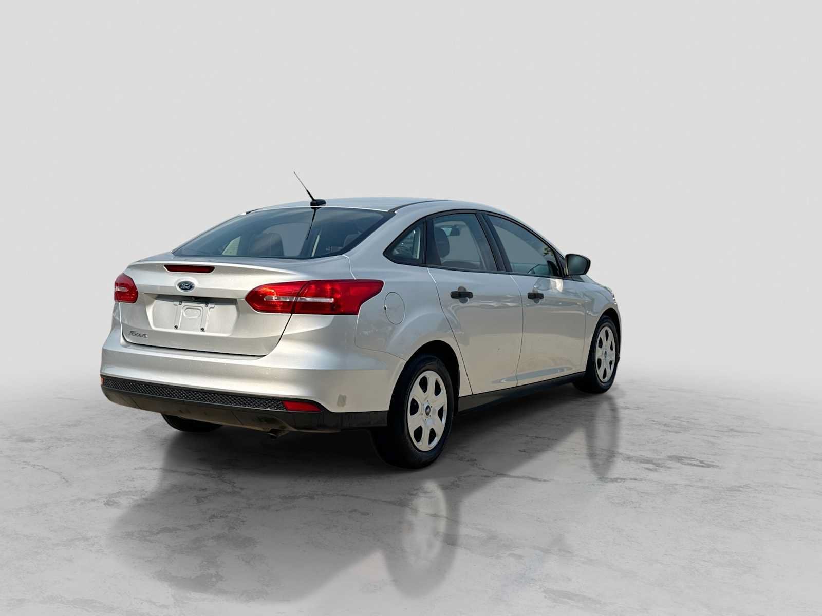 Used 2018 Ford Focus S FWD image 6