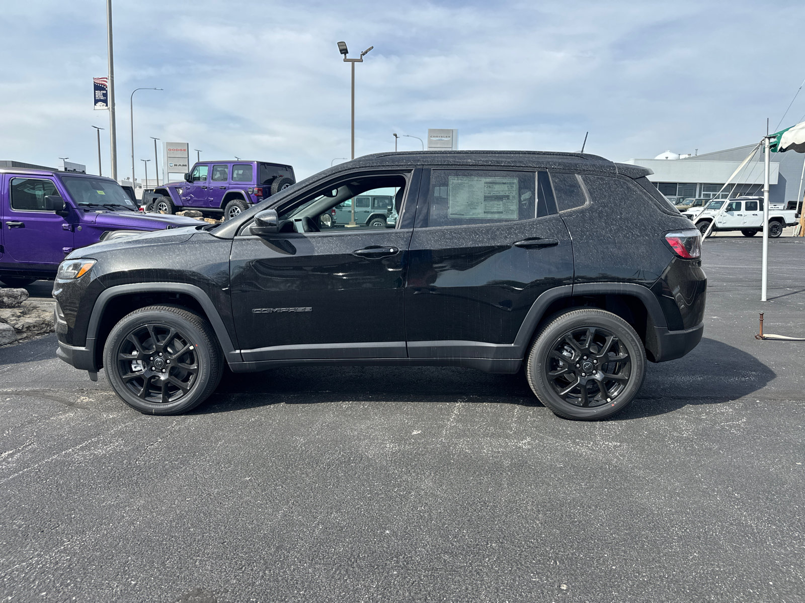 New 2026 Jeep Compass Latitude AWD/4WD image 3