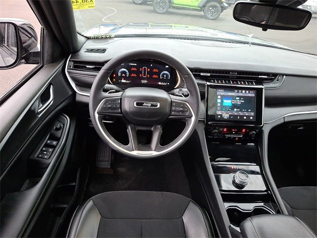 Used 2023 Jeep Grand Cherokee L Laredo video 2