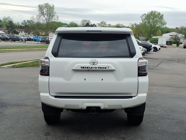 Certified 2024 Toyota 4Runner SR5 Premium w/ Moonroof Package AWD/4WD image 22