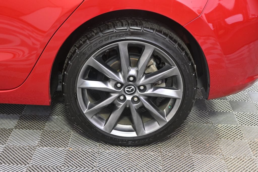 Used 2018 MAZDA MAZDA3 Grand Touring FWD image 20