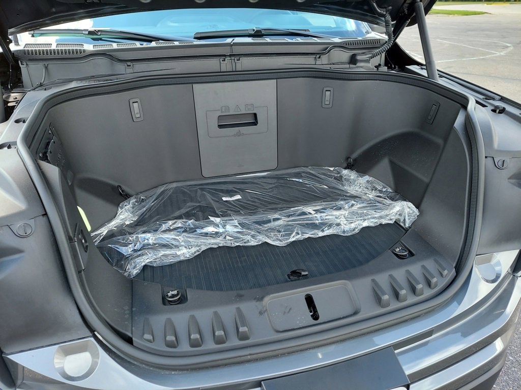 Used 2025 Ford F150 Lightning XLT w/ Max Trailer Tow Package image 7