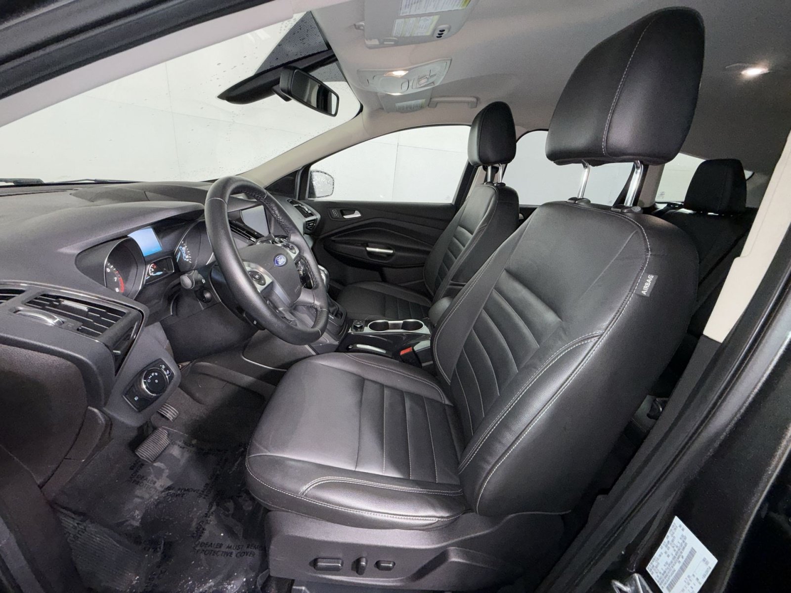 Used 2015 Ford Escape Titanium FWD image 13