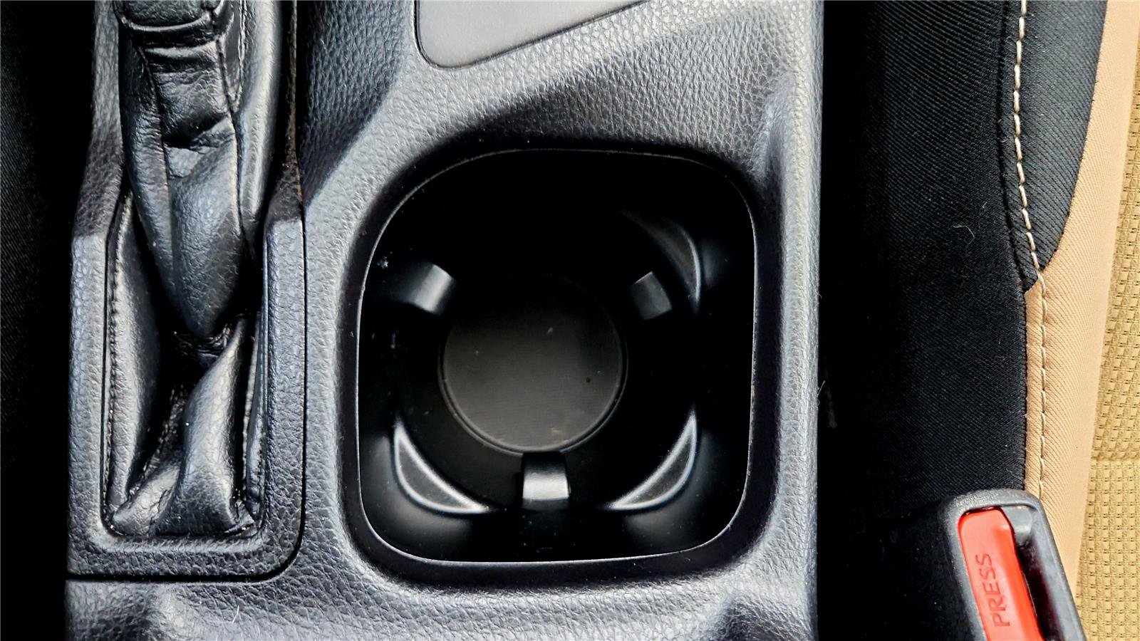 Used 2017 Toyota RAV4 XLE w/ Plus Extra Value Package image 35