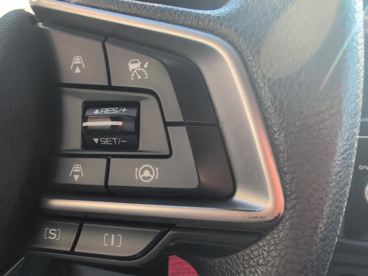 Used 2022 Subaru Crosstrek 2.0i image 17