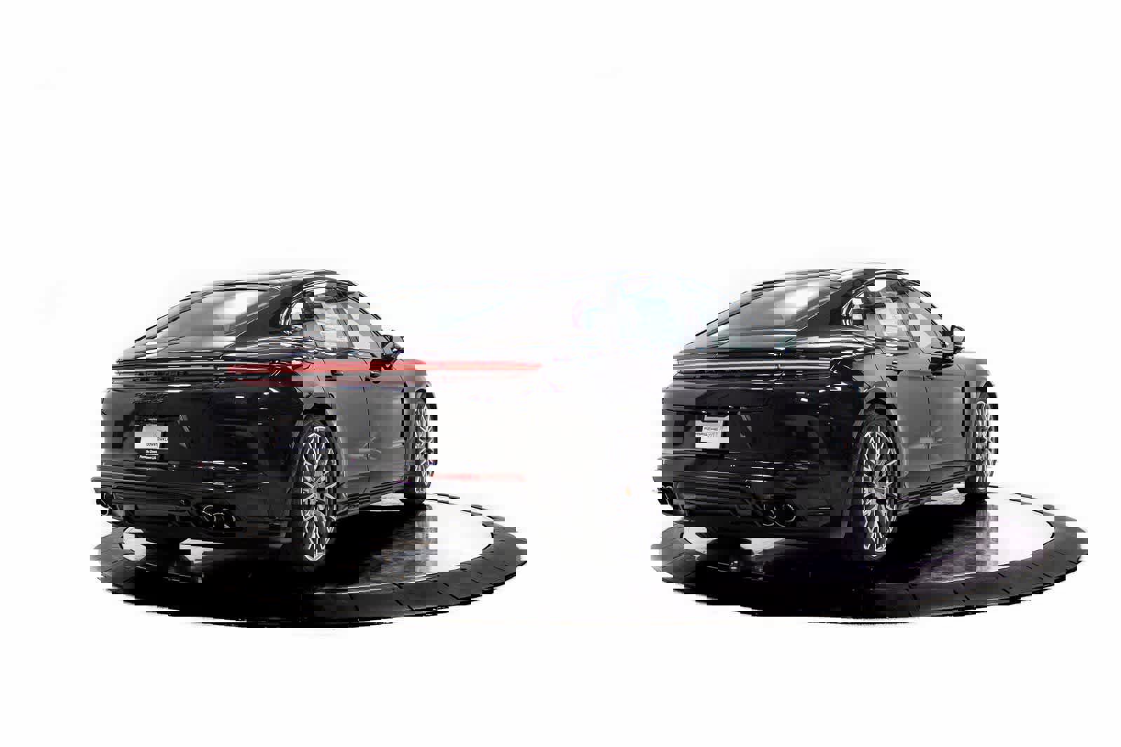 New 2026 Porsche Panamera GTS image 7