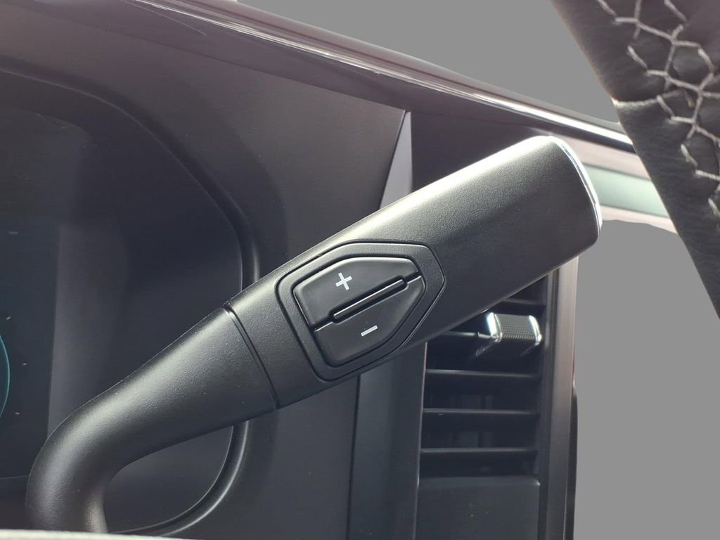 New 2026 Ford F350 Lariat w/ Chrome Package image 24