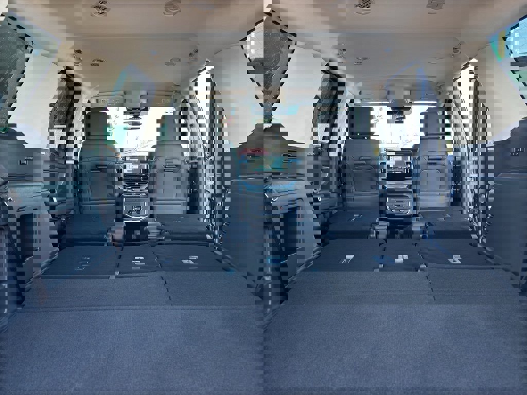 New 2026 Ford Expedition Active image 36