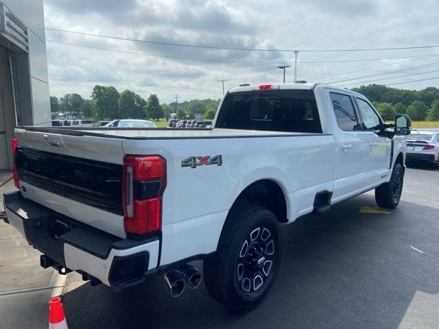 New 2025 Ford F250 Platinum image 3
