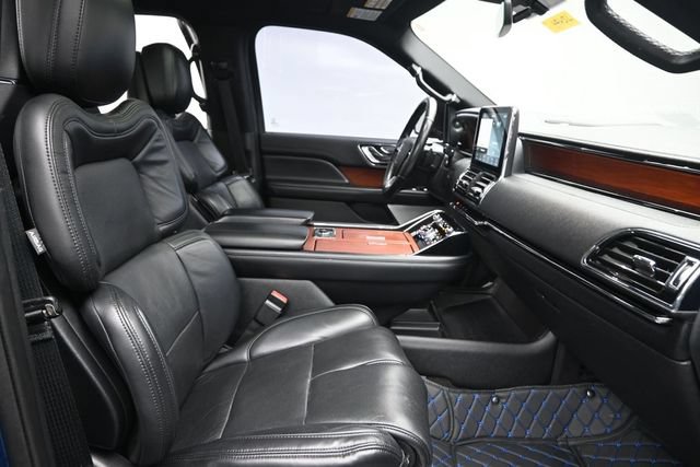 Used 2020 Lincoln Navigator Reserve w/ Luxury Package AWD/4WD image 28