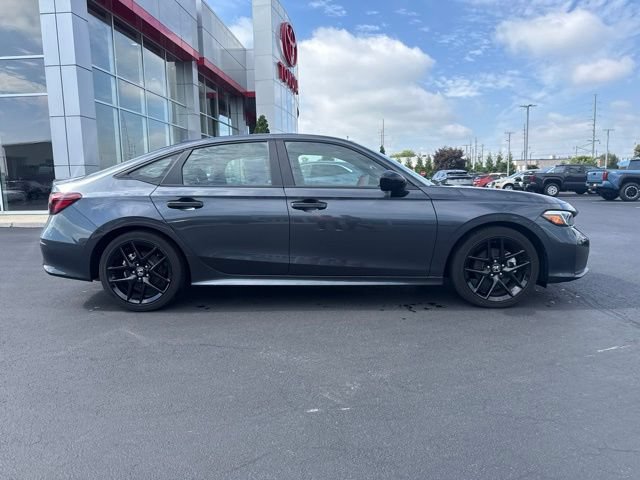 Used 2025 Honda Civic Sport image 8