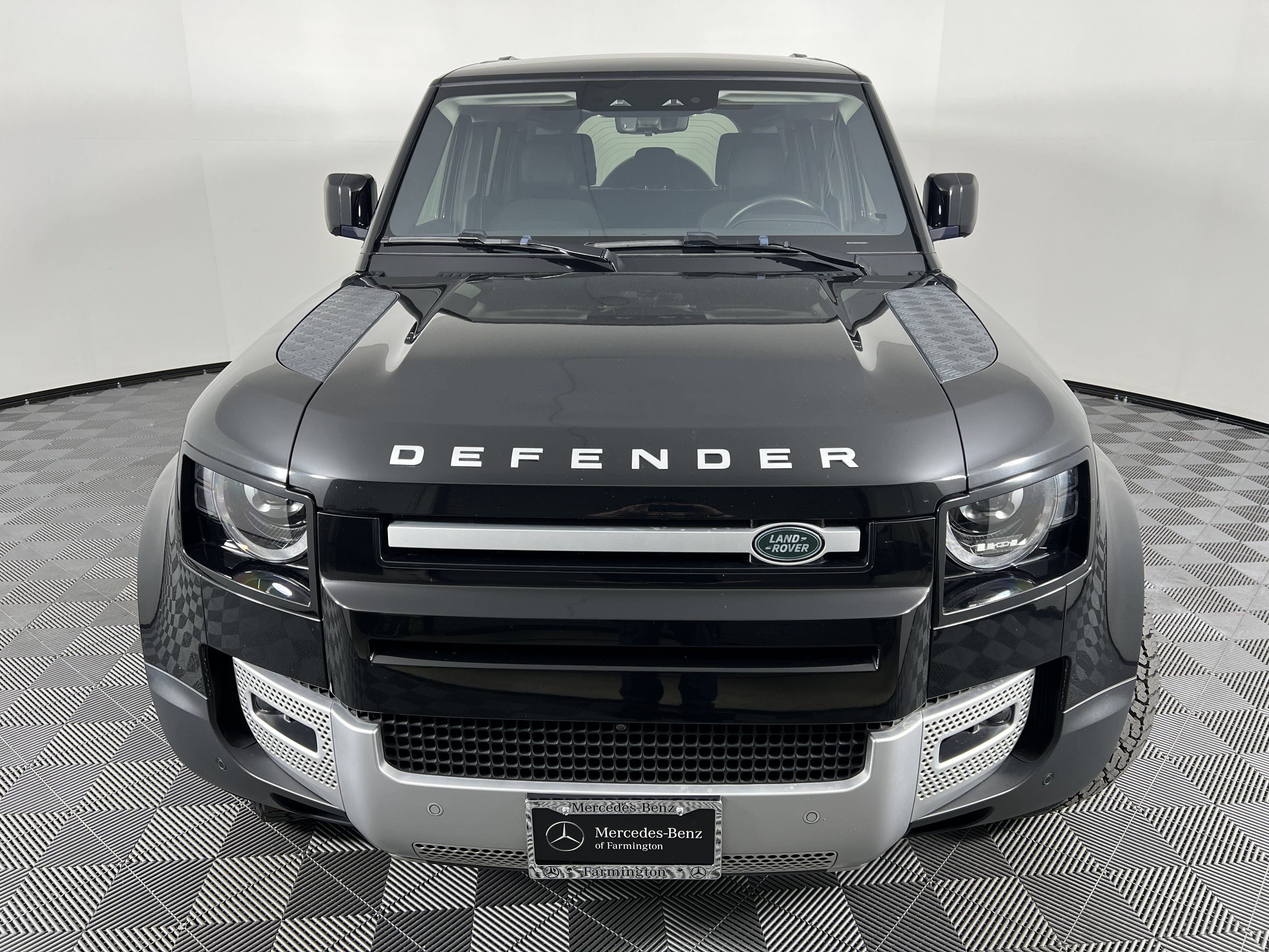 Used 2020 Land Rover Defender 110 SE AWD/4WD image 5