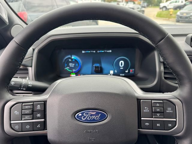 New 2025 Ford F150 Lightning Lariat image 28