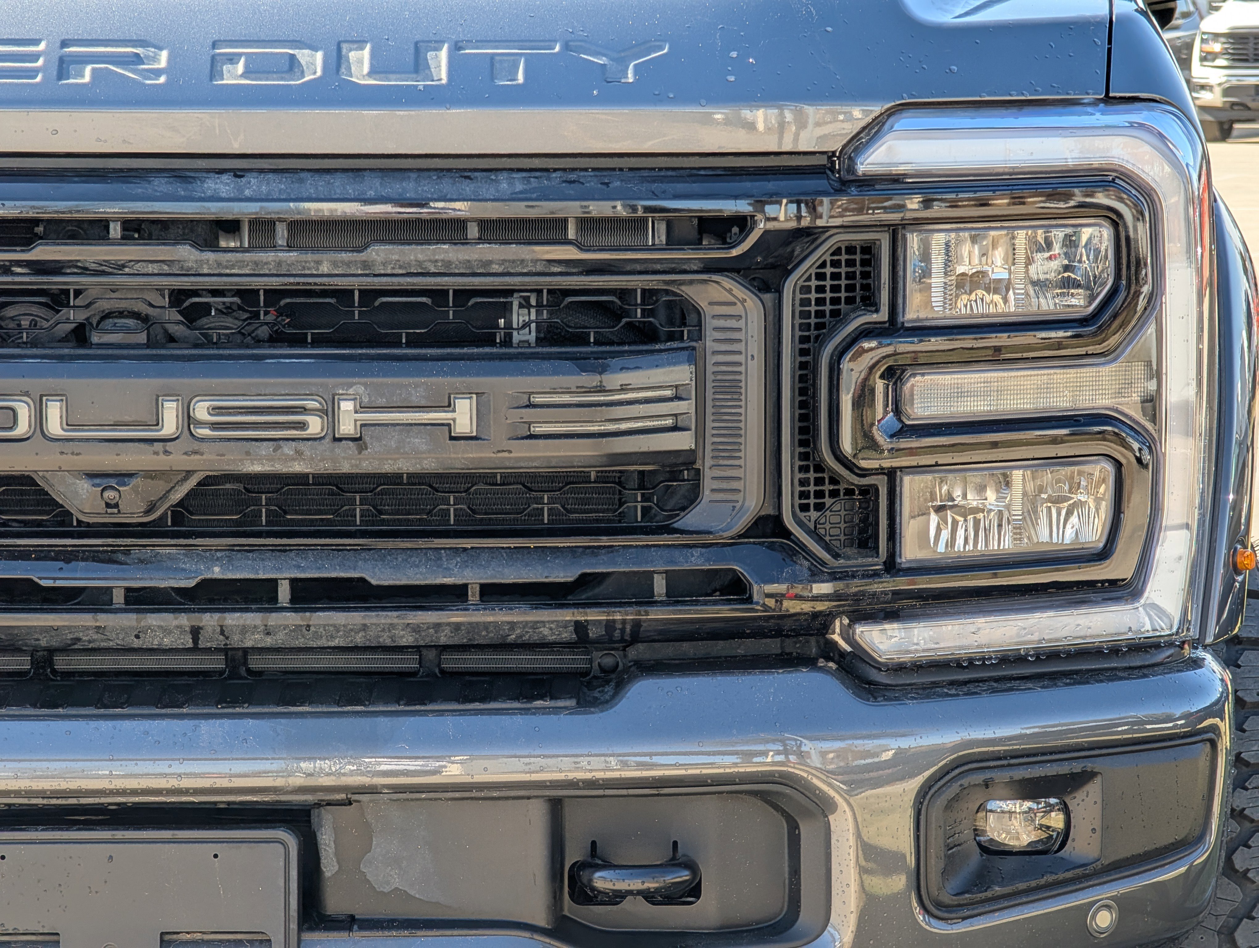 New 2026 Ford F250 Lariat w/ Black Appearance Package image 8