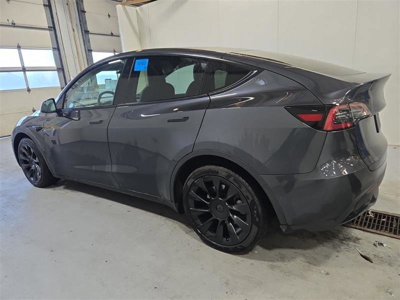 Used 2021 Tesla Model Y Long Range AWD/4WD image 9