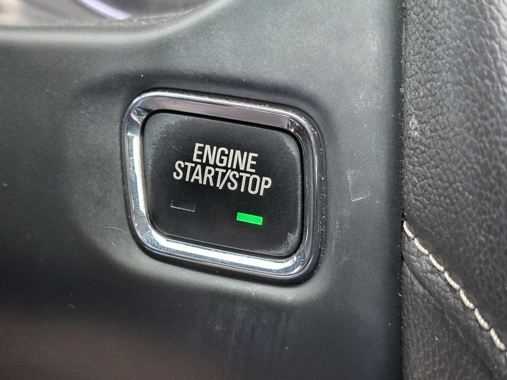 Used 2019 GMC Acadia SLT FWD image 18