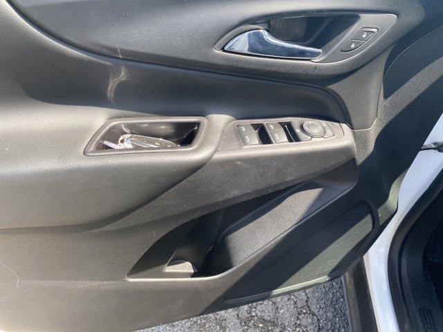 Used 2021 Chevrolet Equinox LT image 17