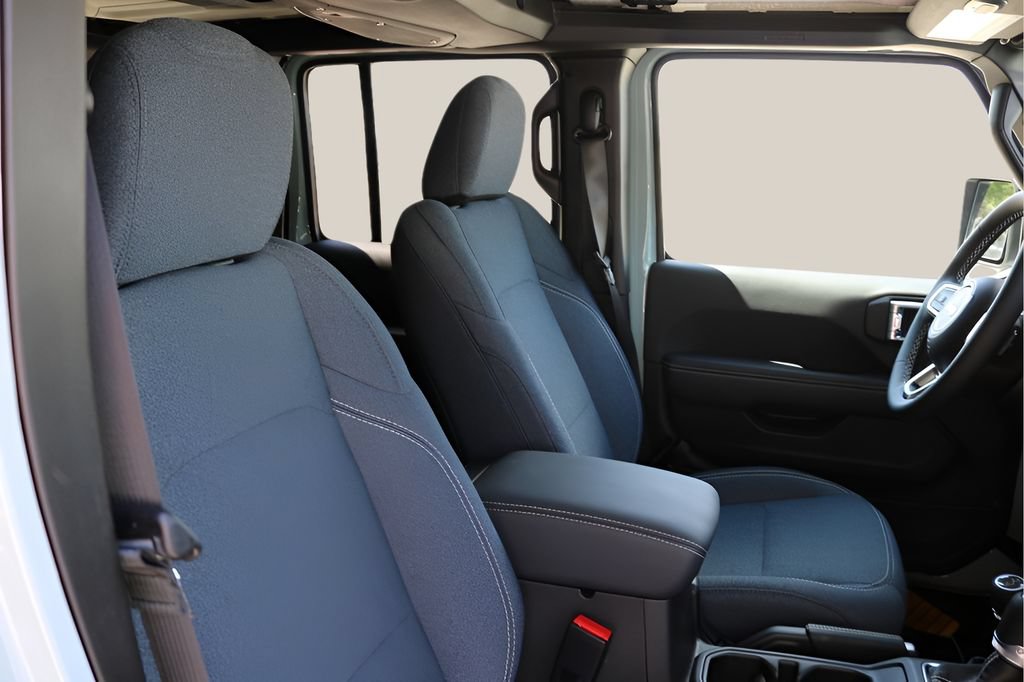 New 2026 Jeep Wrangler Unlimited Rubicon AWD/4WD image 21