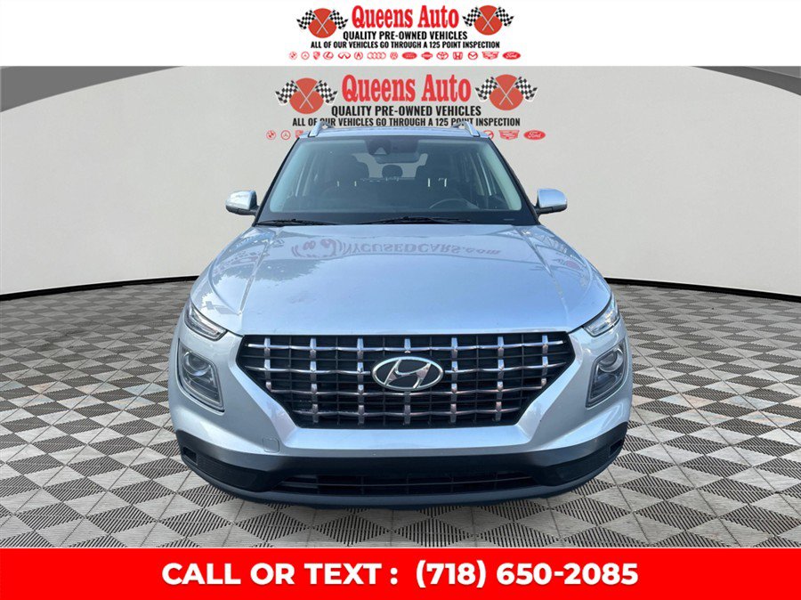 Used 2021 Hyundai Venue SEL w/ Cargo Package FWD image 1
