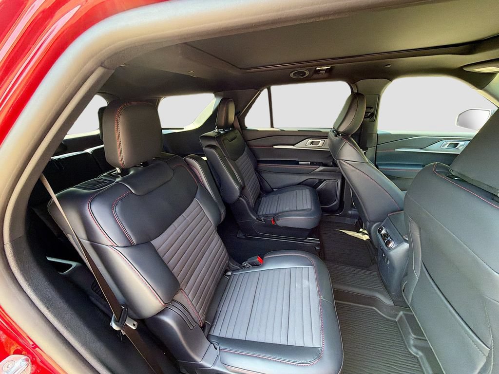 New 2026 Ford Explorer ST-Line w/ ST-Line Street Pack AWD/4WD image 31