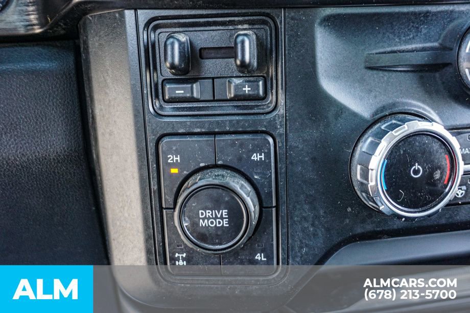 Used 2023 Ford F350 Lariat image 43