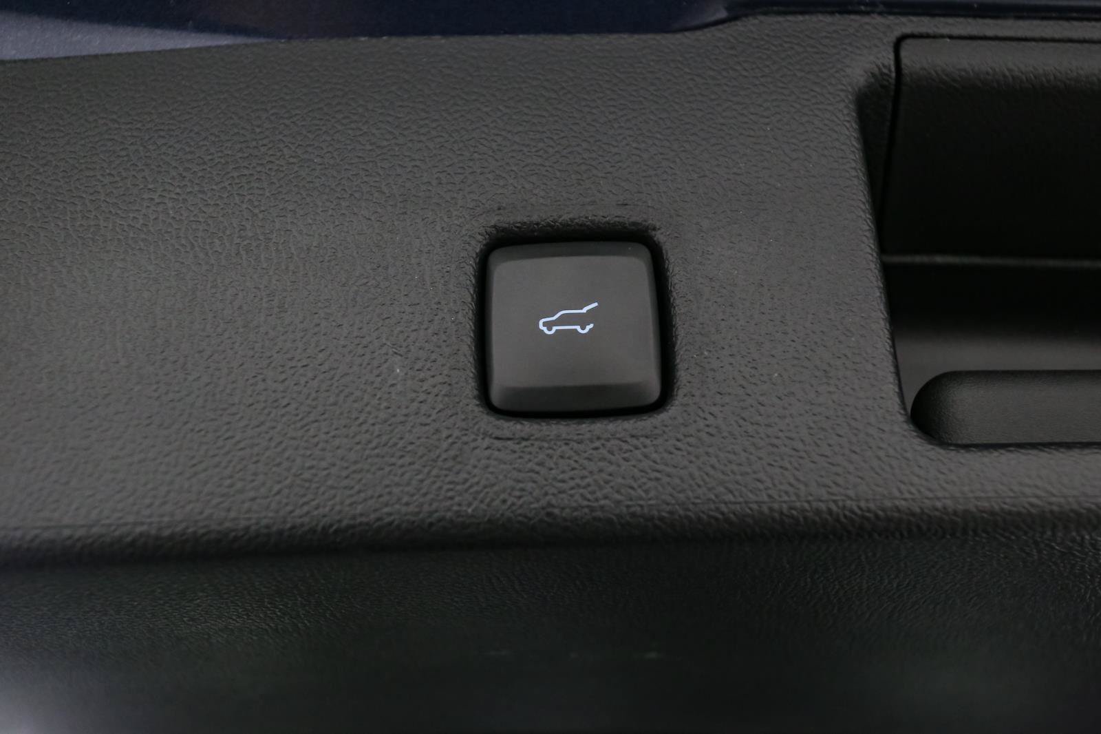 Used 2020 Ford Escape SE Sport AWD/4WD image 14