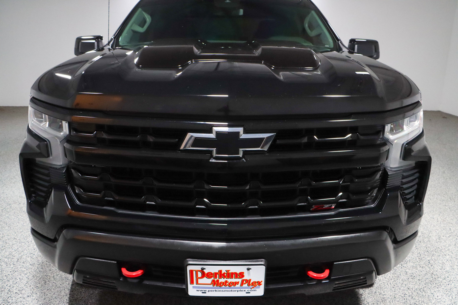 Used 2023 Chevrolet Silverado 1500 LT Trail Boss w/ Protection Package image 4