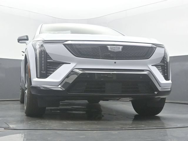 New 2026 Cadillac Optiq Sport 1 w/ LPO, Floor Liner Package AWD/4WD image 54