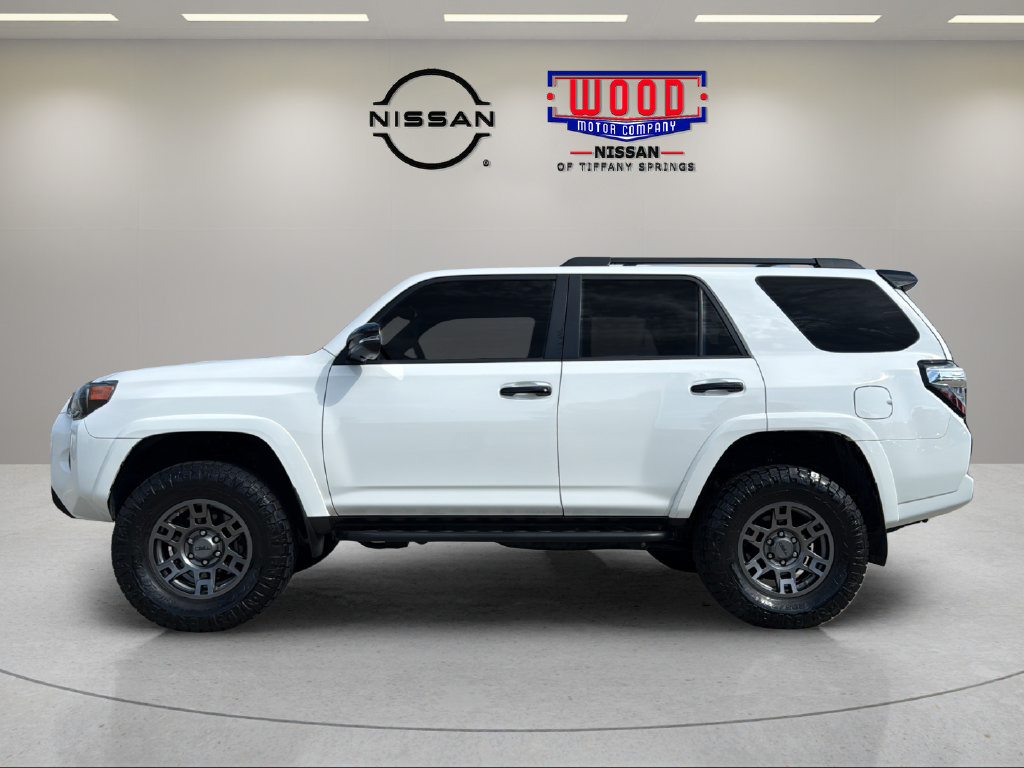 Used 2020 Toyota 4Runner Venture w/ Moonroof Package AWD/4WD image 5