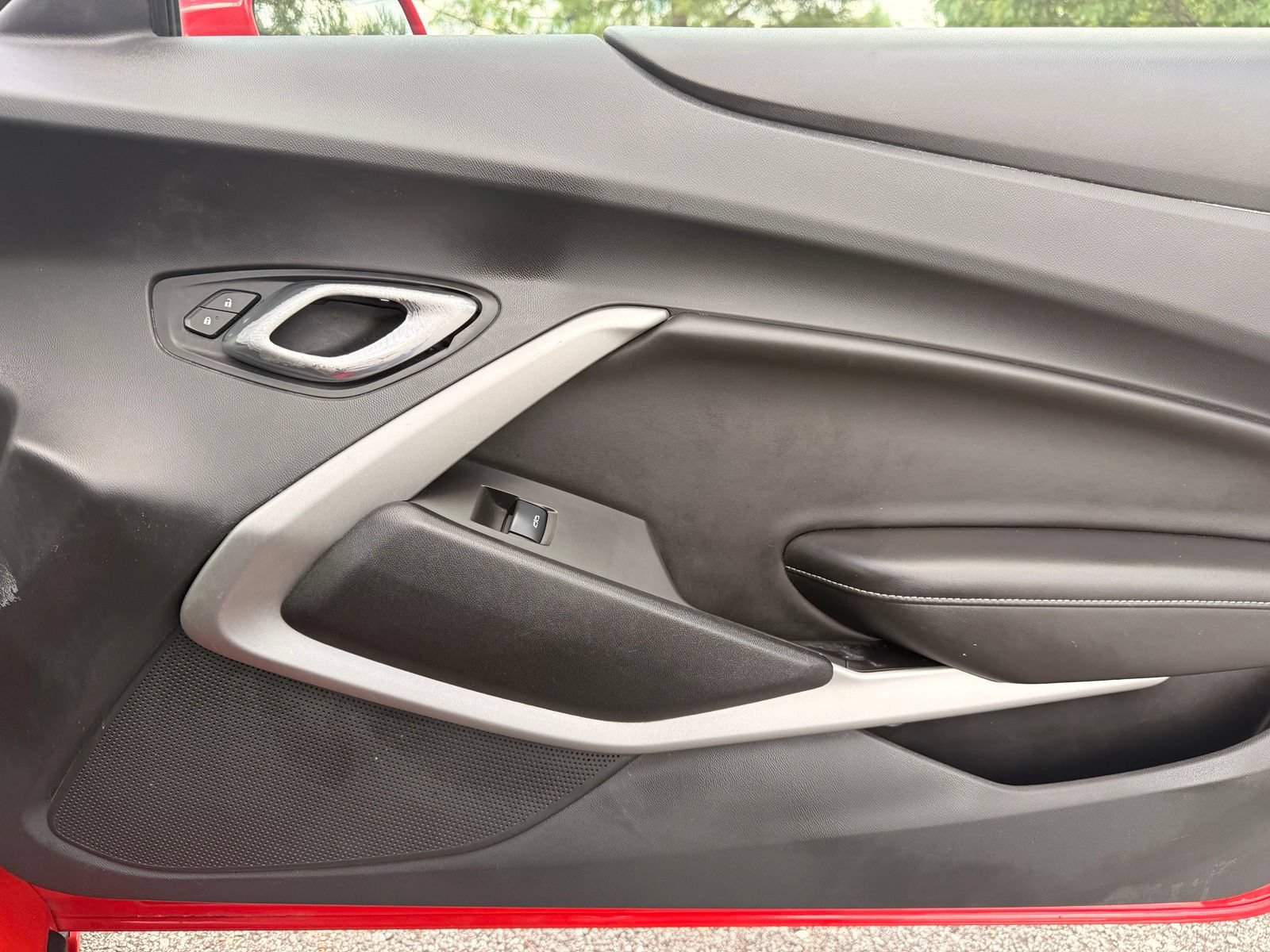 Used 2017 Chevrolet Camaro LT RWD image 42
