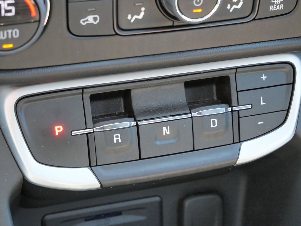 Used 2023 GMC Terrain SLT w/ Tech Package image 42