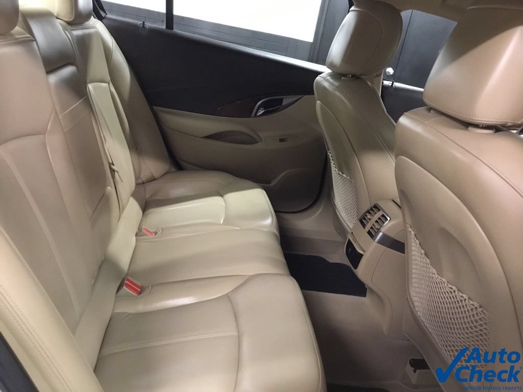 Used 2010 Buick LaCrosse CXL FWD image 32
