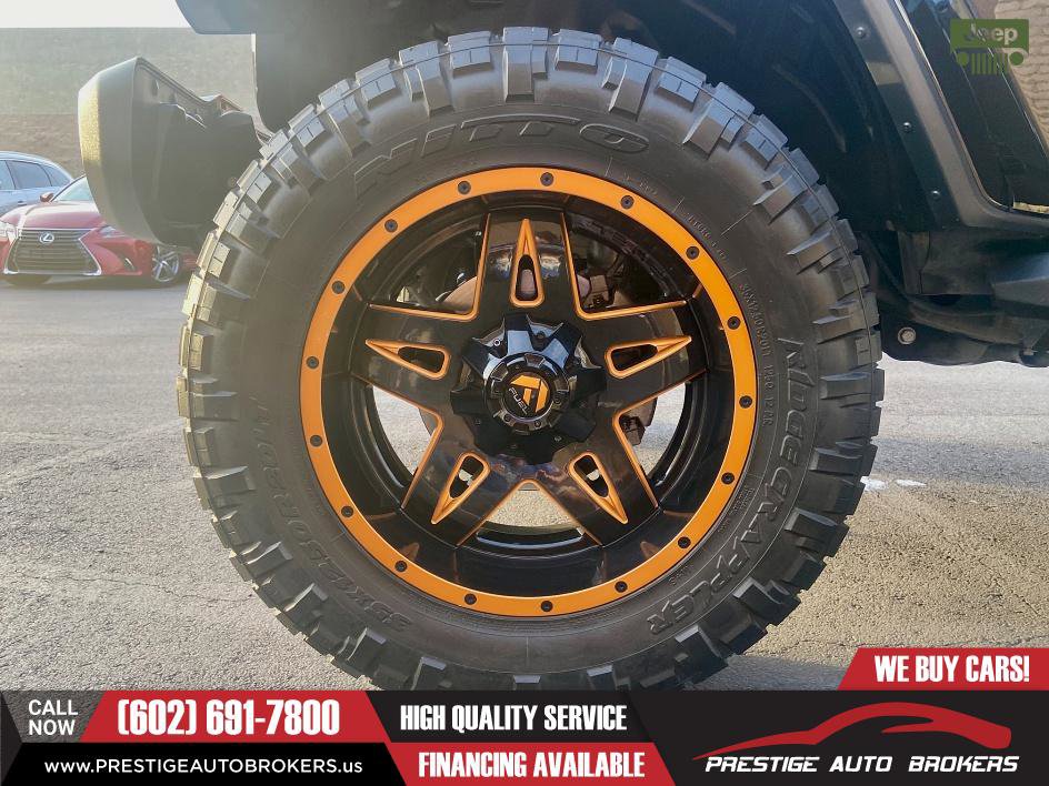 Used 2019 Jeep Wrangler Unlimited Sahara image 12