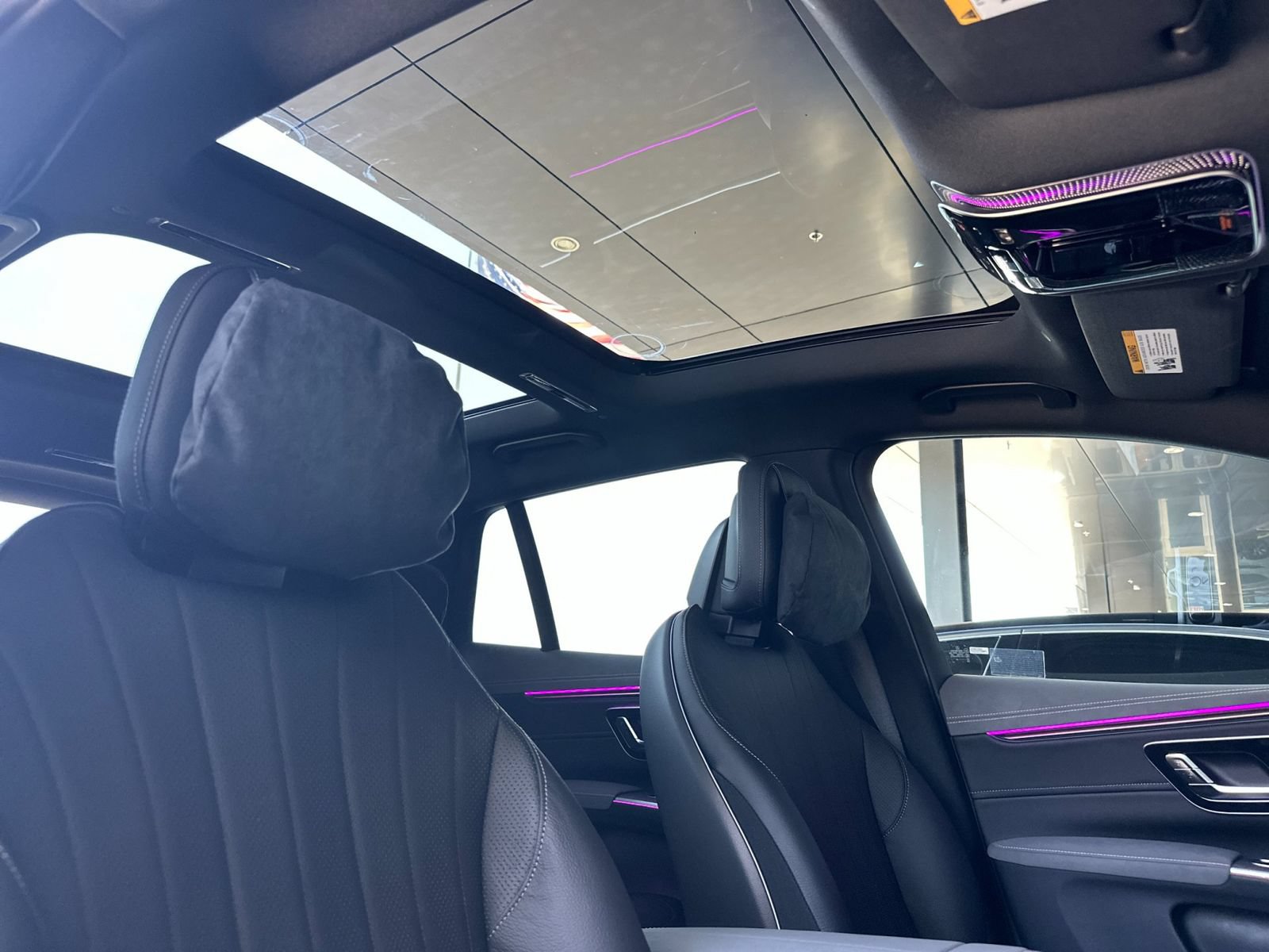New 2026 Mercedes-Benz EQS 400 4MATIC SUV image 17