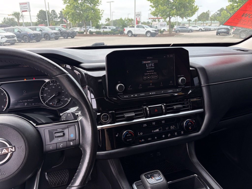 Certified 2022 Nissan Pathfinder SV FWD image 22