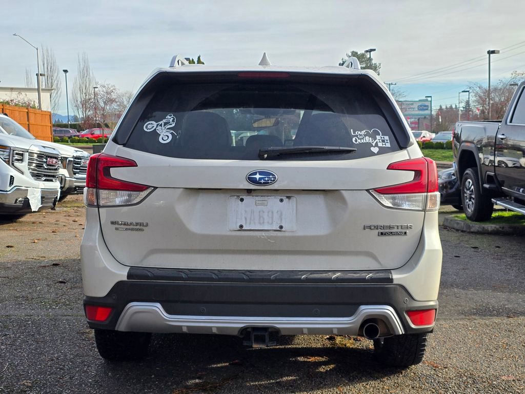 Used 2022 Subaru Forester Touring image 4