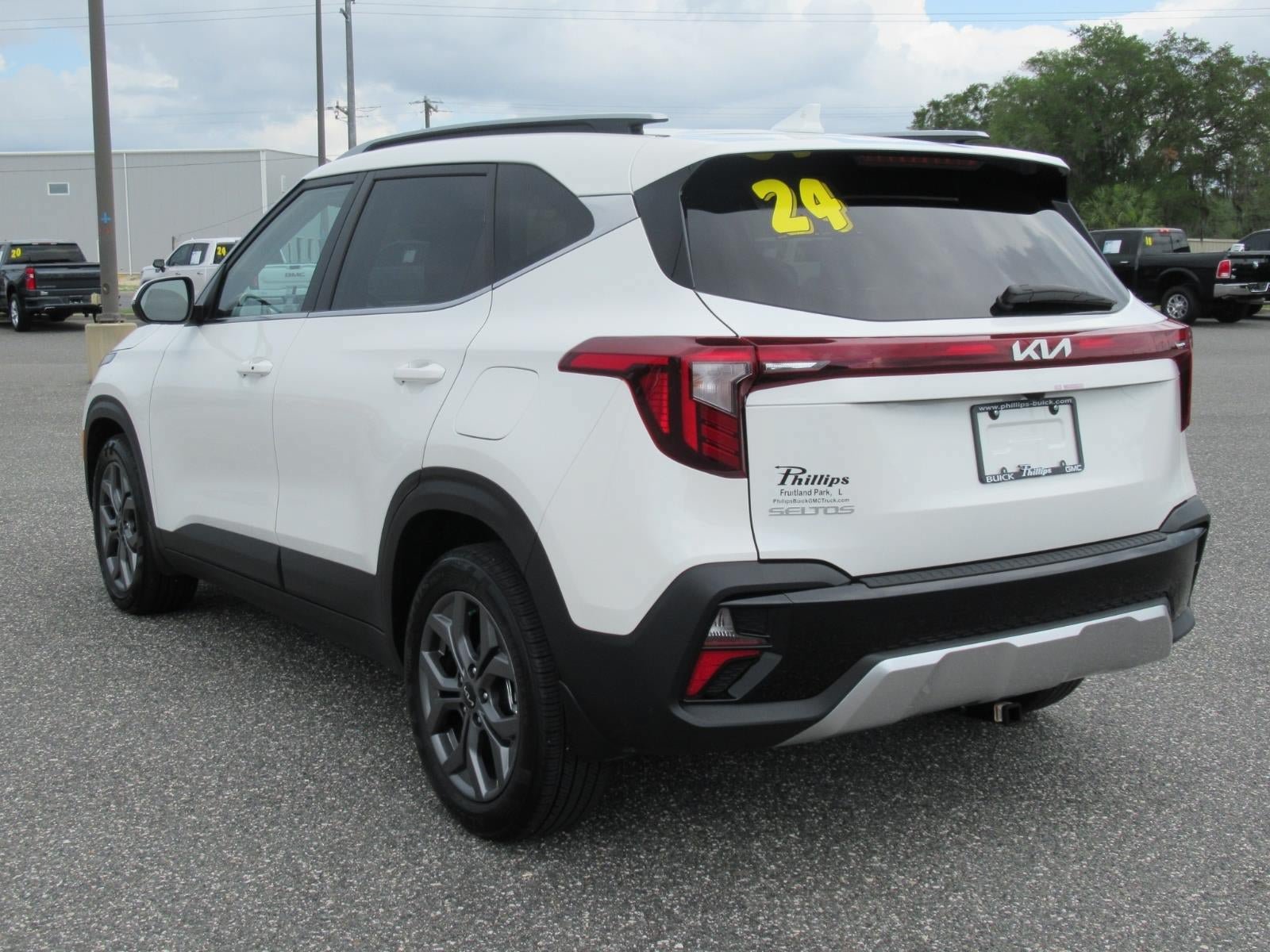 Used 2024 Kia Seltos S FWD image 5