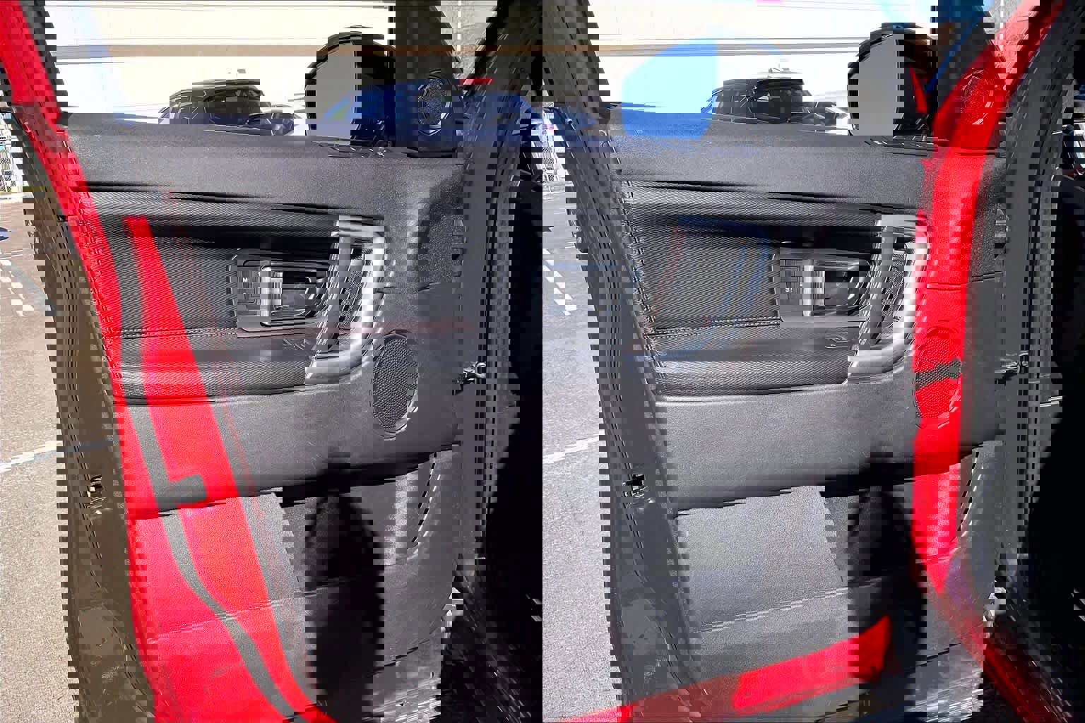 Used 2017 Land Rover Discovery Sport HSE image 19