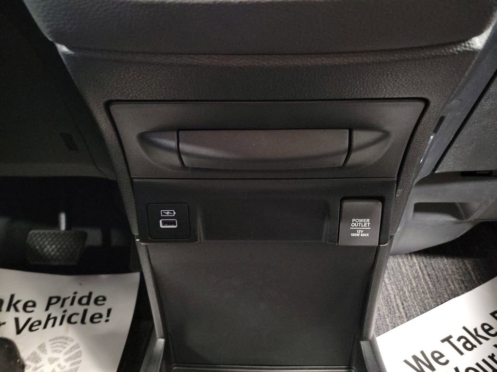 Used 2023 Honda Odyssey EX-L image 17