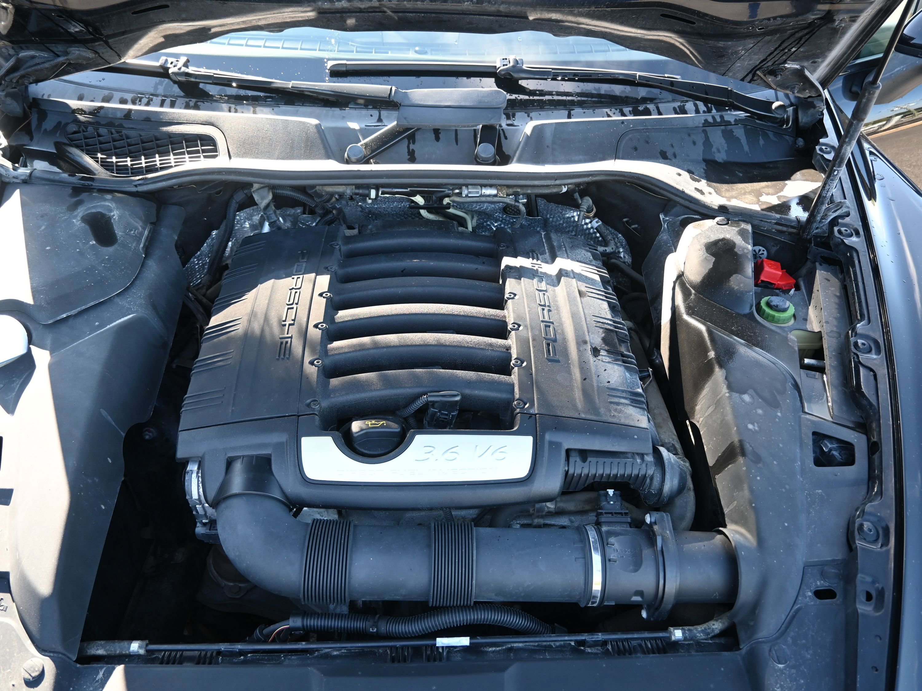 Used 2014 Porsche Cayenne image 12