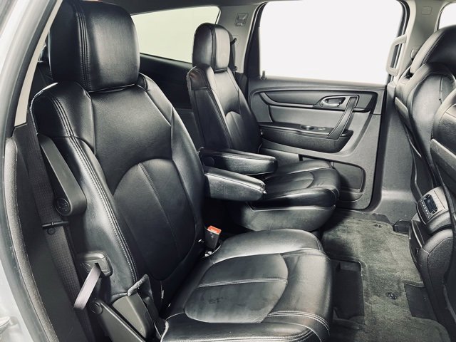 Used 2013 Chevrolet Traverse LT image 18