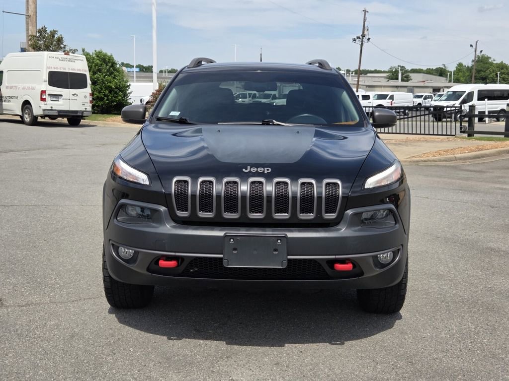 Used 2016 Jeep Cherokee Trailhawk w/ Comfort/Convenience Group AWD/4WD image 9