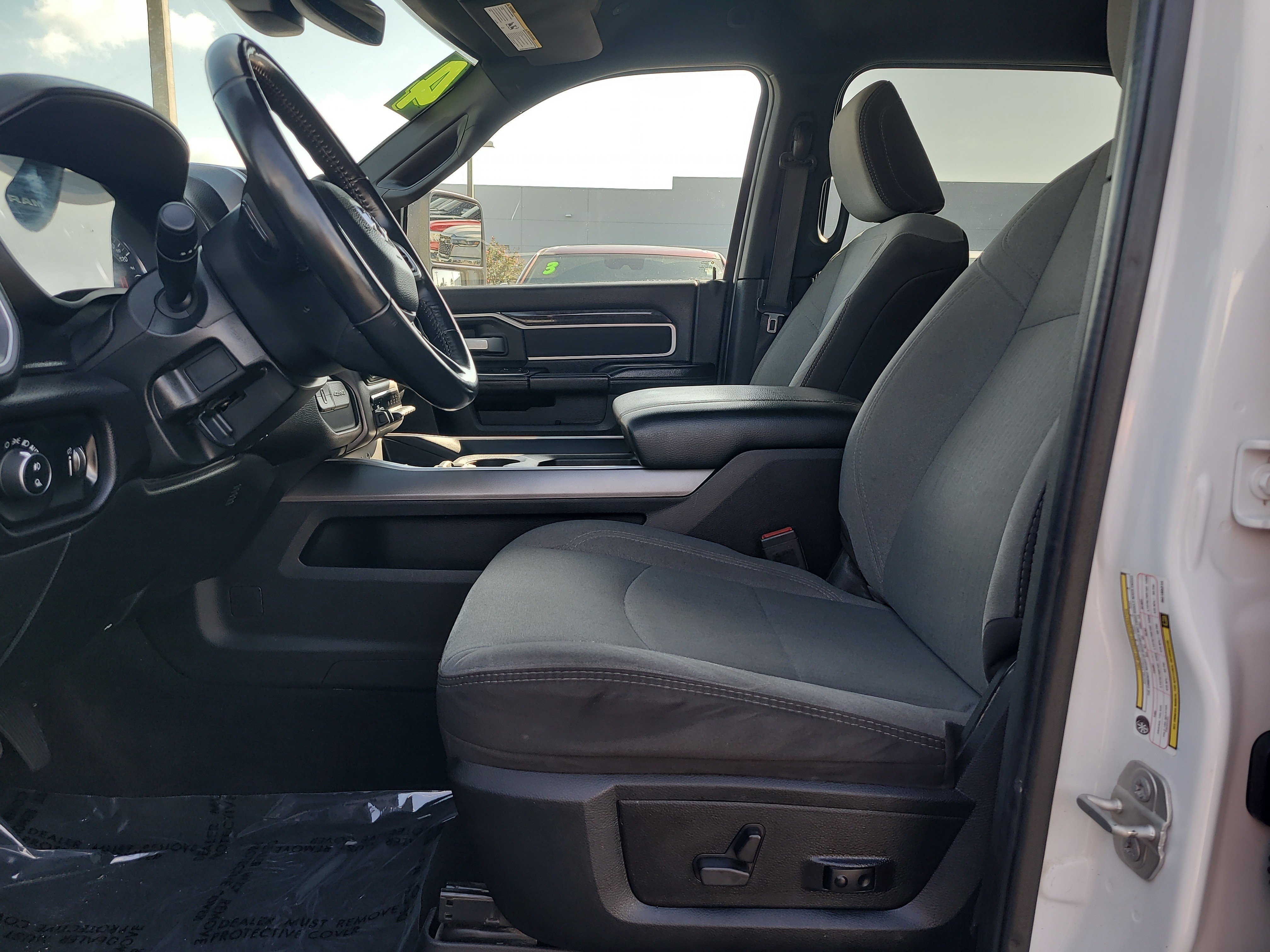 Used 2024 RAM 2500 Big Horn w/ Off Road Package AWD/4WD image 17