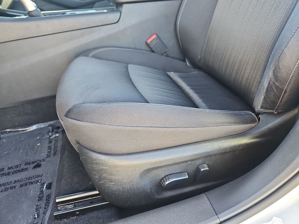 Used 2024 Nissan Altima 2.5 SV image 34