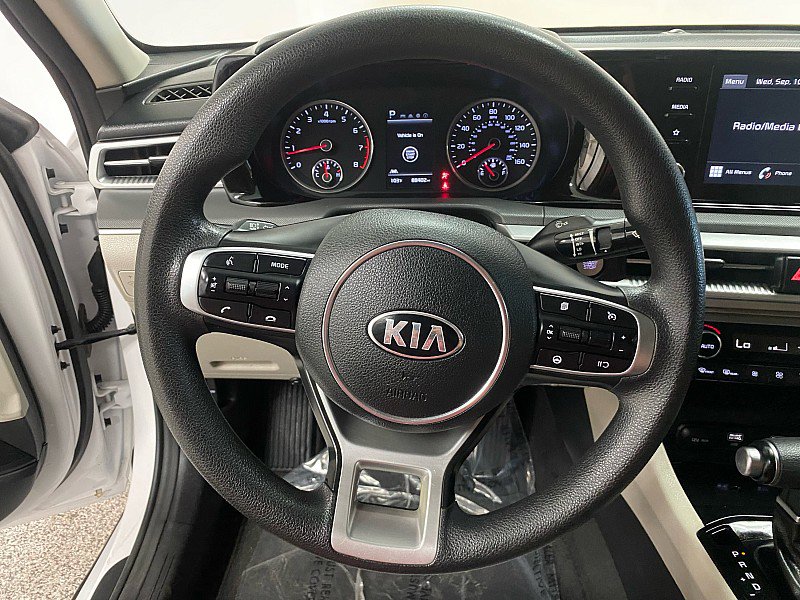 Used 2021 Kia K5 LXS image 24