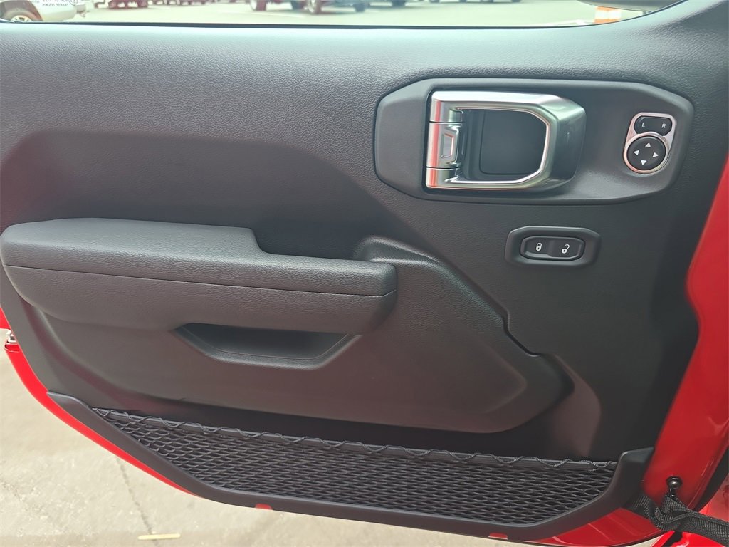 New 2025 Jeep Gladiator Sport image 26