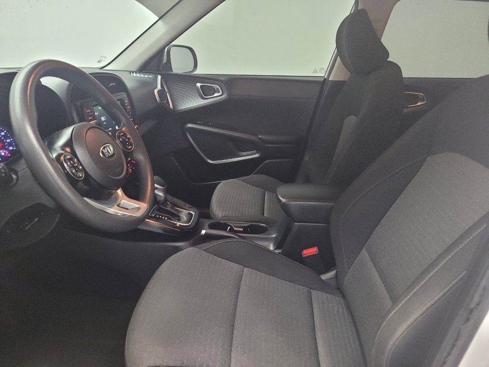 Used 2021 Kia Soul S image 17